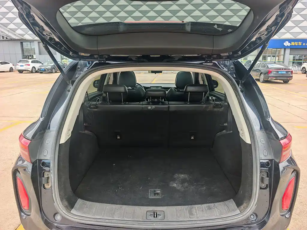 Skyworth EV6 — миниатюра 14