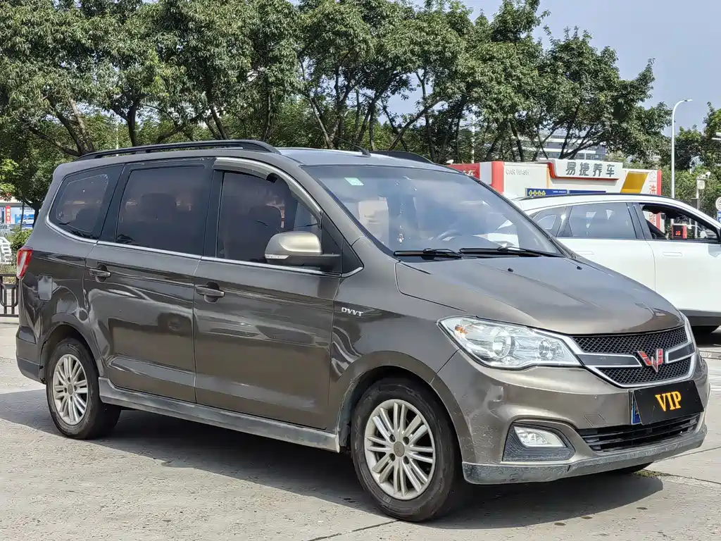 Wuling Hongguang — миниатюра 3