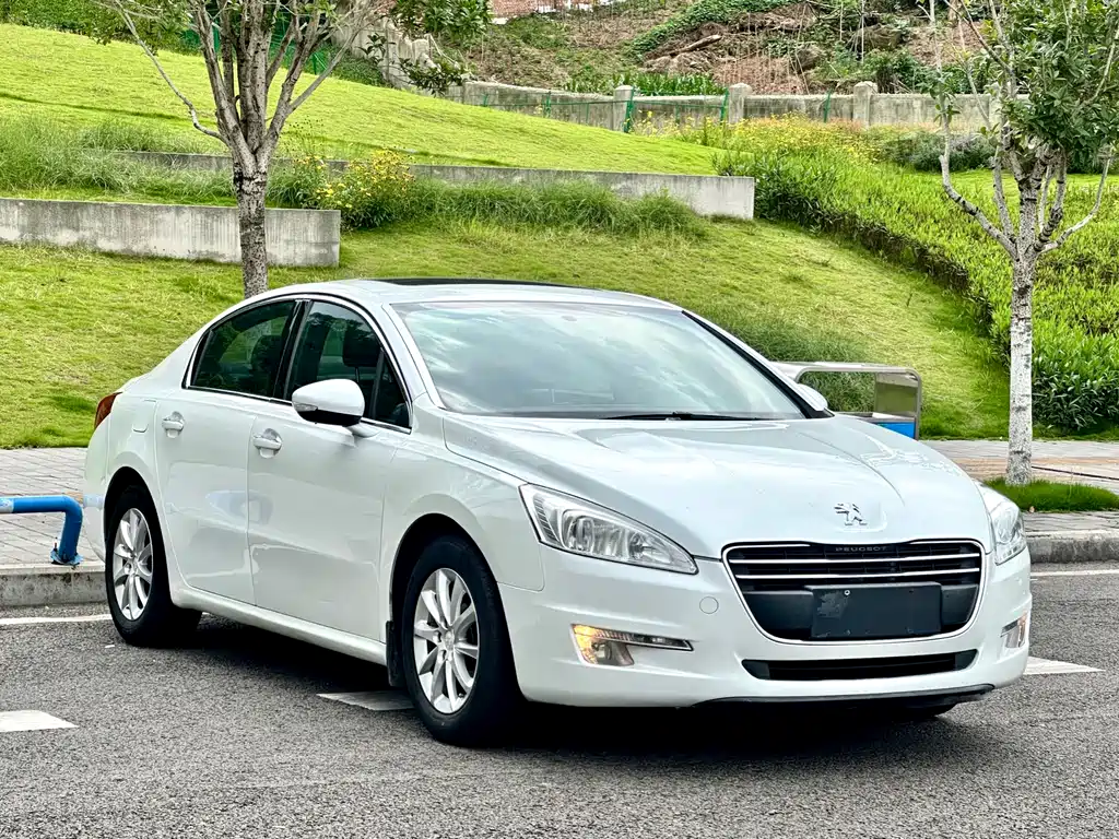 Peugeot 508 2.0L 2nd Anniversary Commemorative Auto Sunroof Classic Edition, фото 3