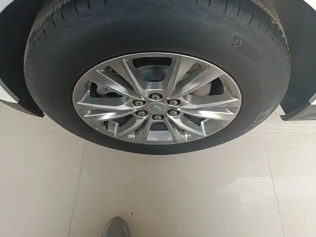 Cadillac XT5 — миниатюра 23