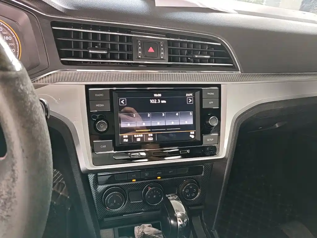 Volkswagen Lamando — миниатюра 13