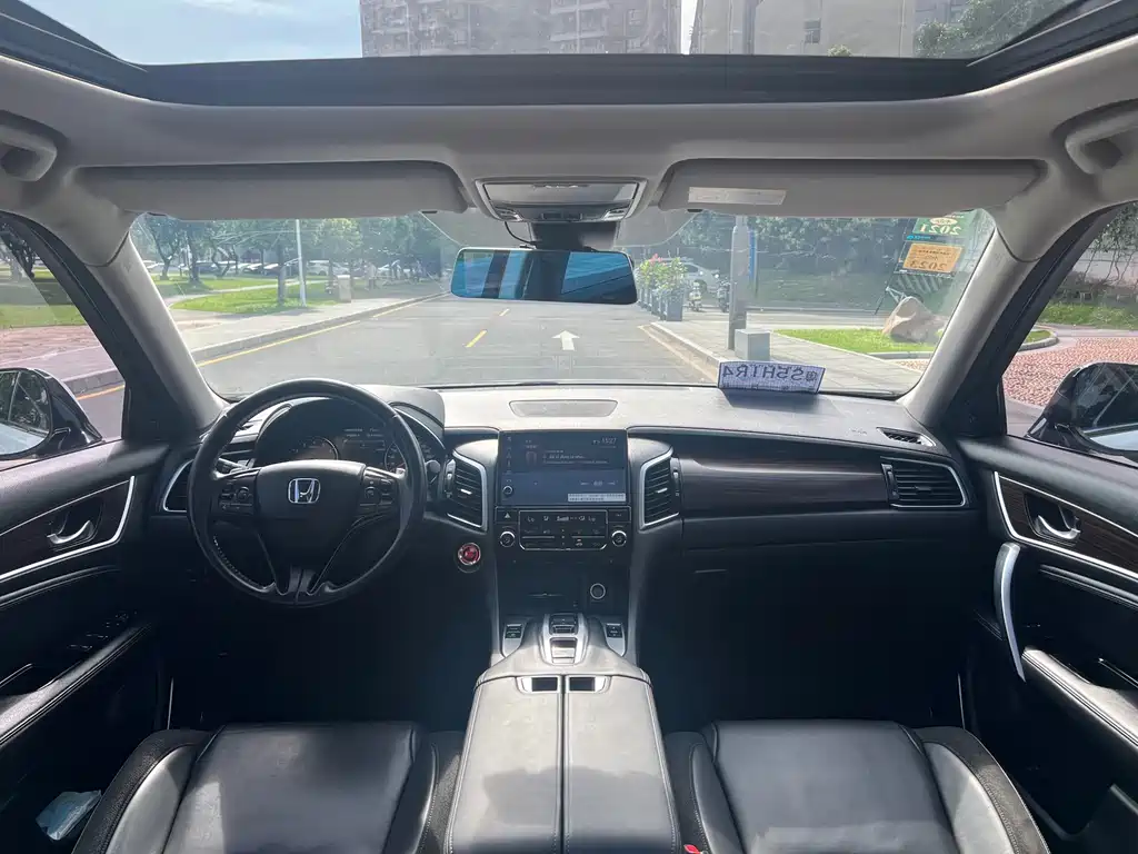 Honda Avancier — миниатюра 7