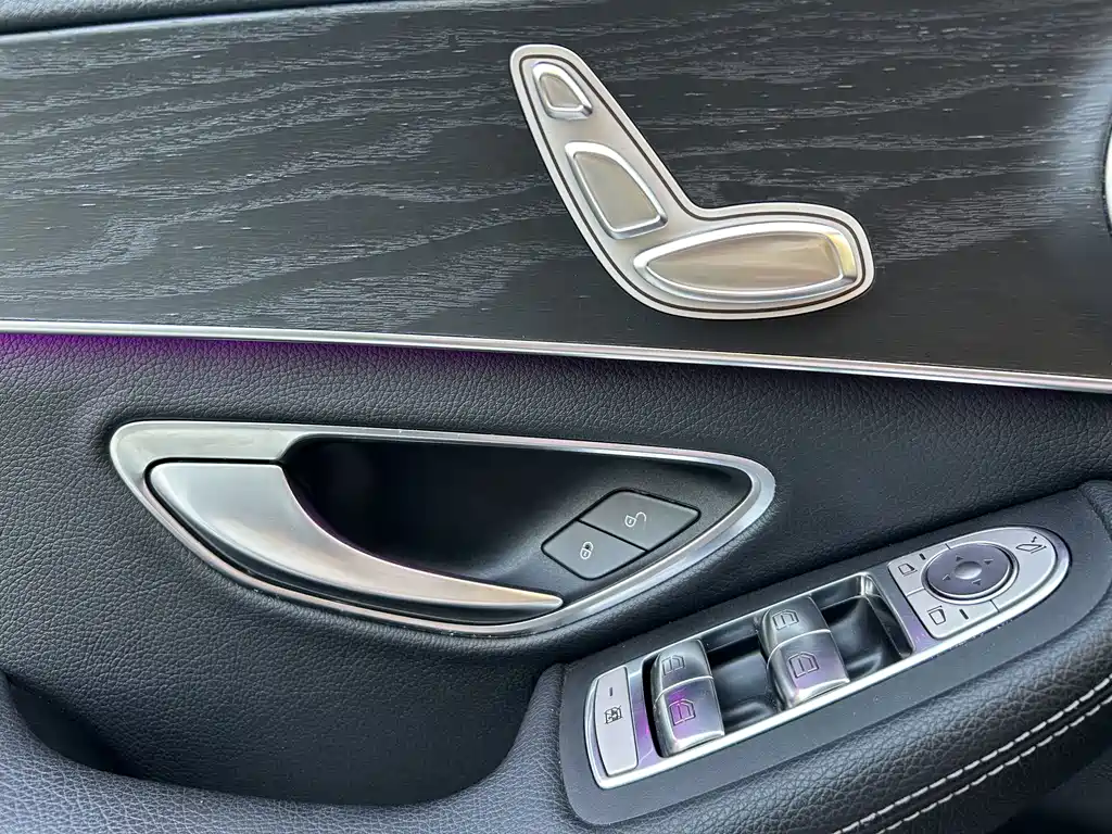 Mercedes-Benz C-Class — миниатюра 18