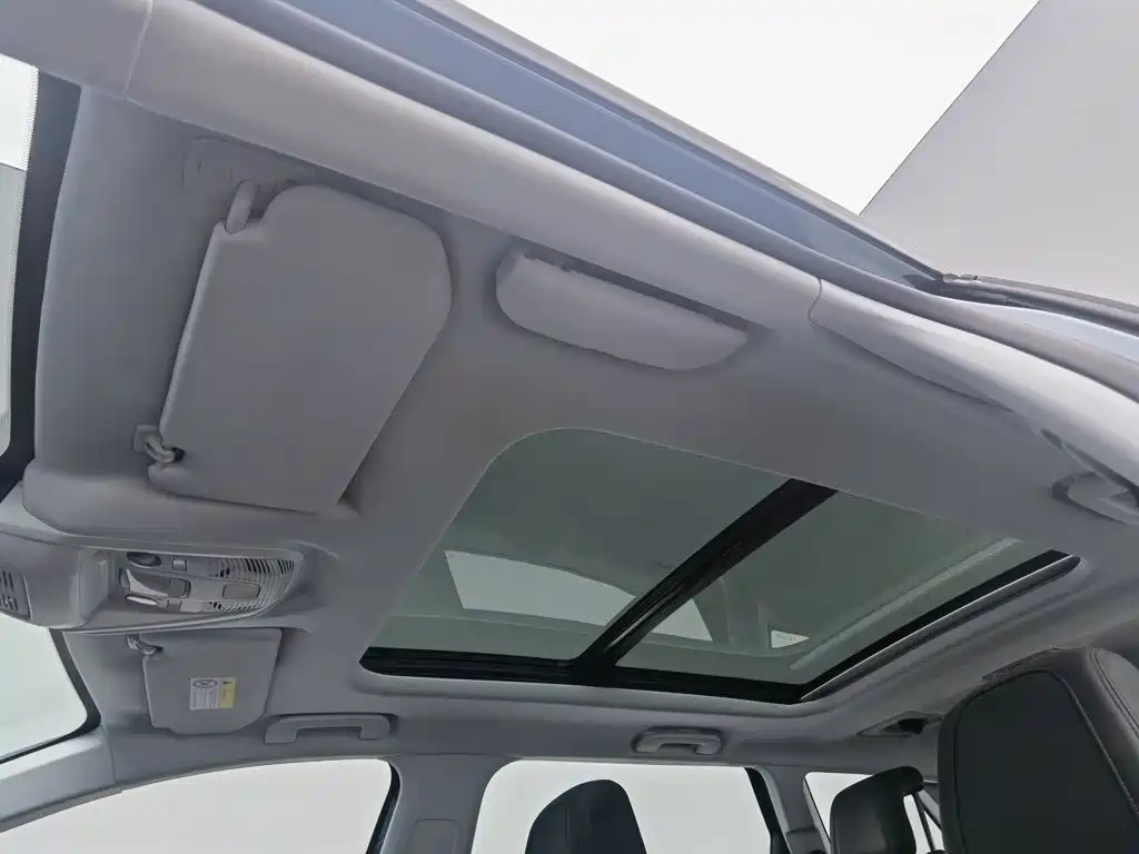 Peugeot 5008 — миниатюра 14