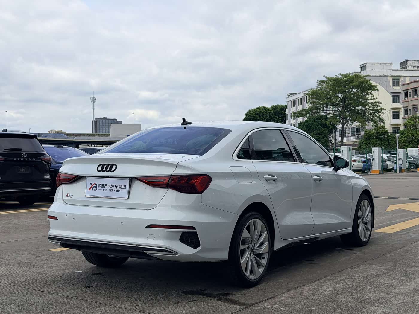 Audi A3 1.4 л 2021 г. Белый, пробег 47000 км