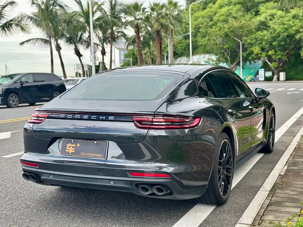 Porsche Panamera — миниатюра 7