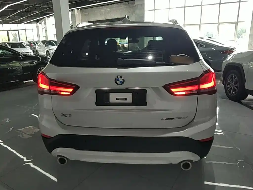 BMW X1 — миниатюра 6