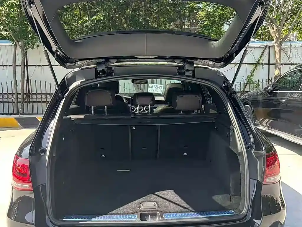 Mercedes-Benz GLC — миниатюра 7