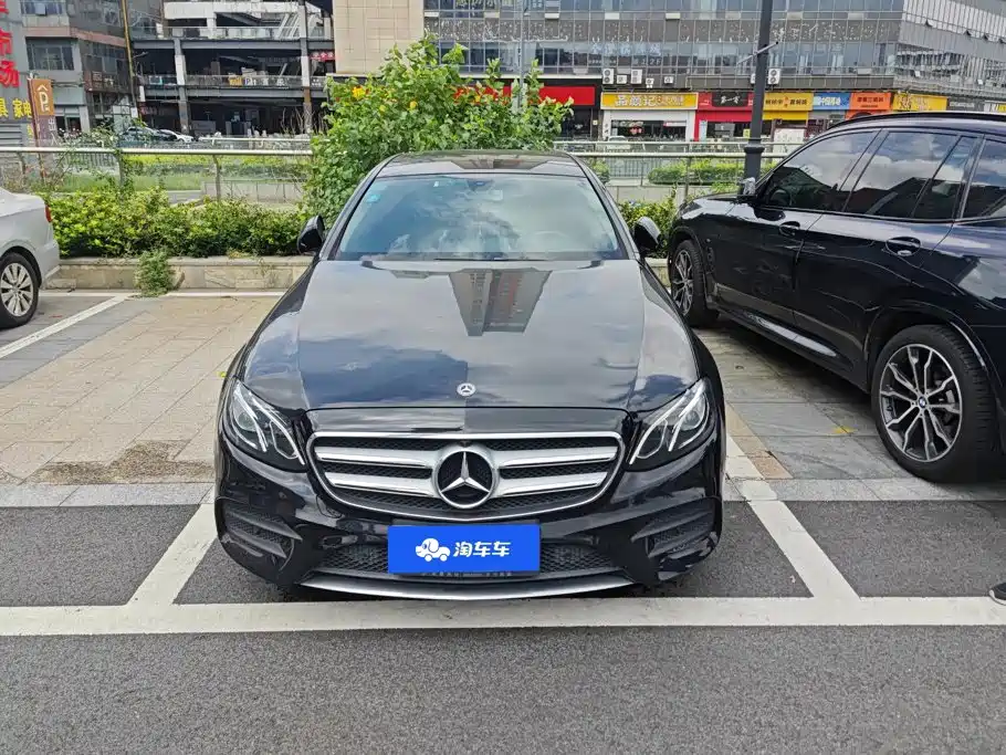 Mercedes-Benz E-Class — миниатюра 2