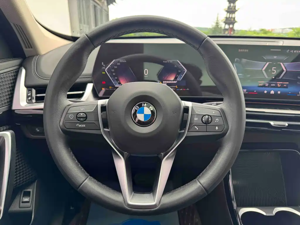 BMW X1 — миниатюра 16