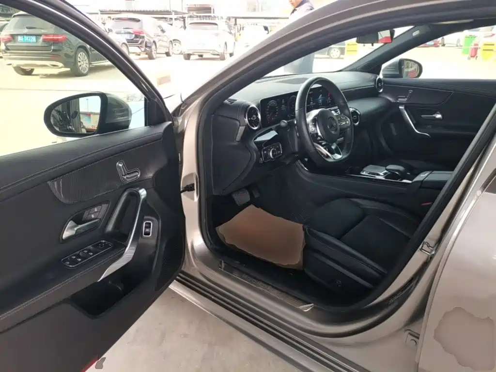 Mercedes-Benz A-Class — миниатюра 16