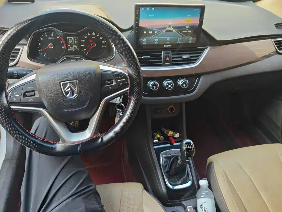 Baojun 310W — миниатюра 12