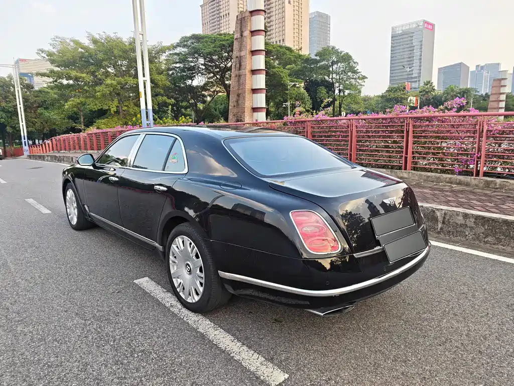Bentley Mulsanne — миниатюра 4