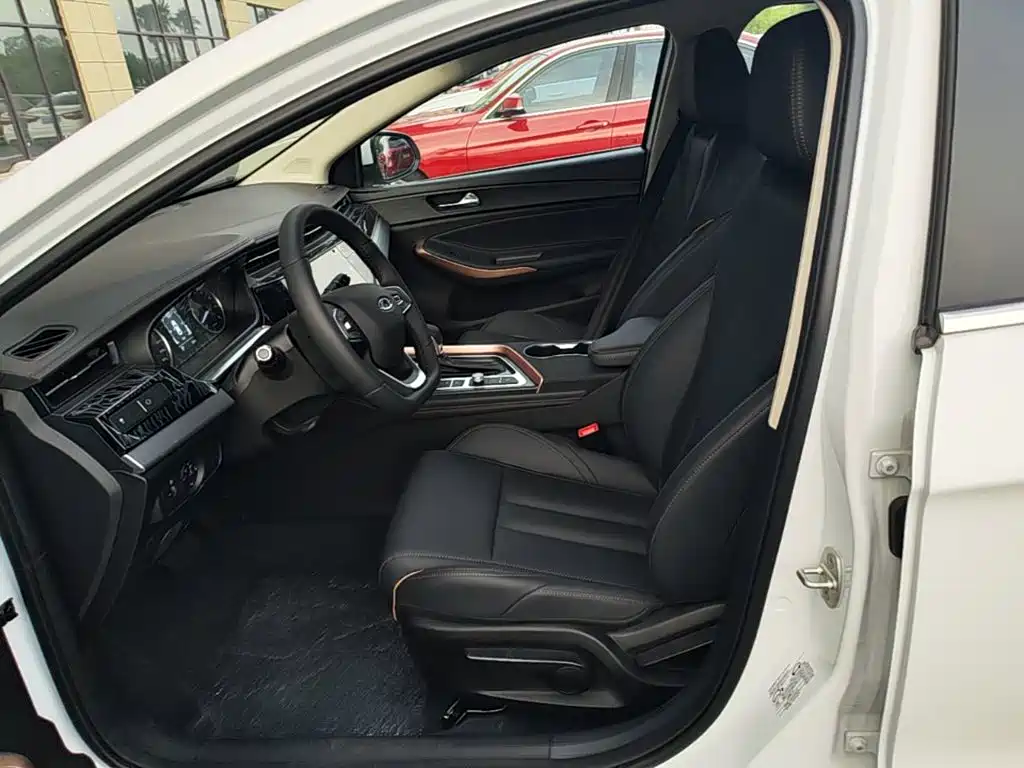 Chery Arrizo 5 PLUS — миниатюра 15