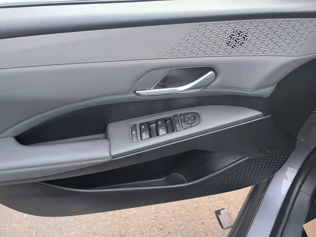 BYD Qin PLUS — миниатюра 10