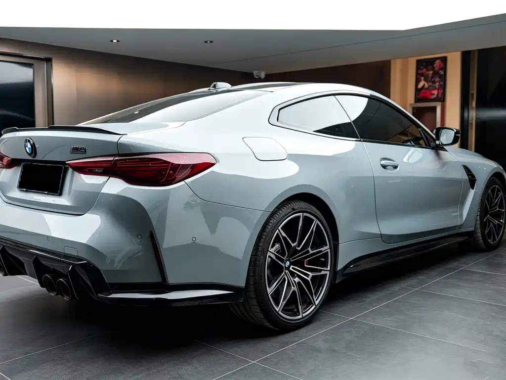 BMW M4 — миниатюра 6