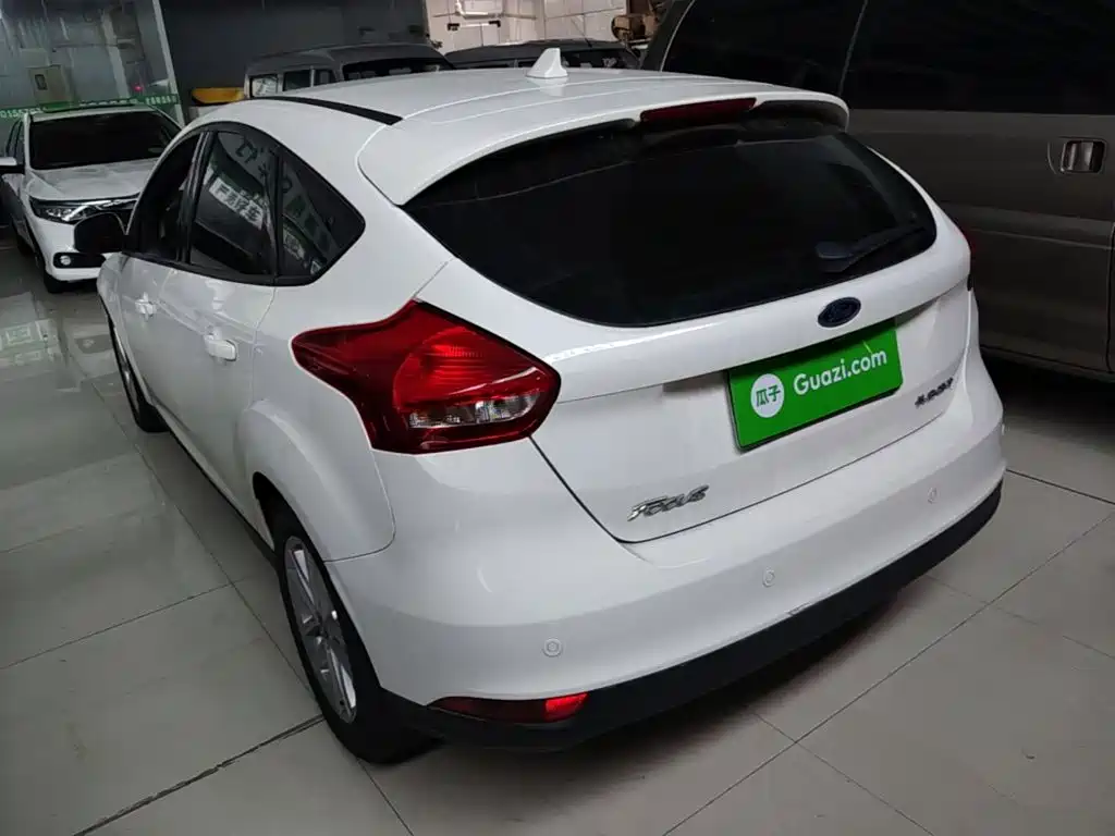 Ford Focus — миниатюра 5