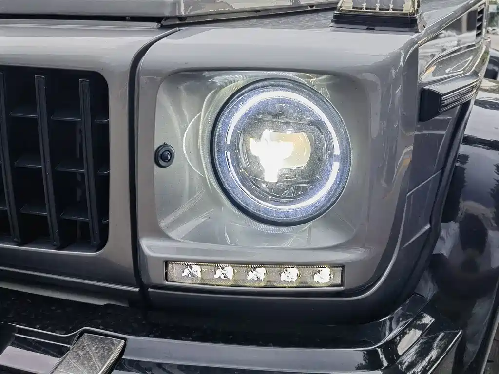 Mercedes-Benz G-Class — миниатюра 16