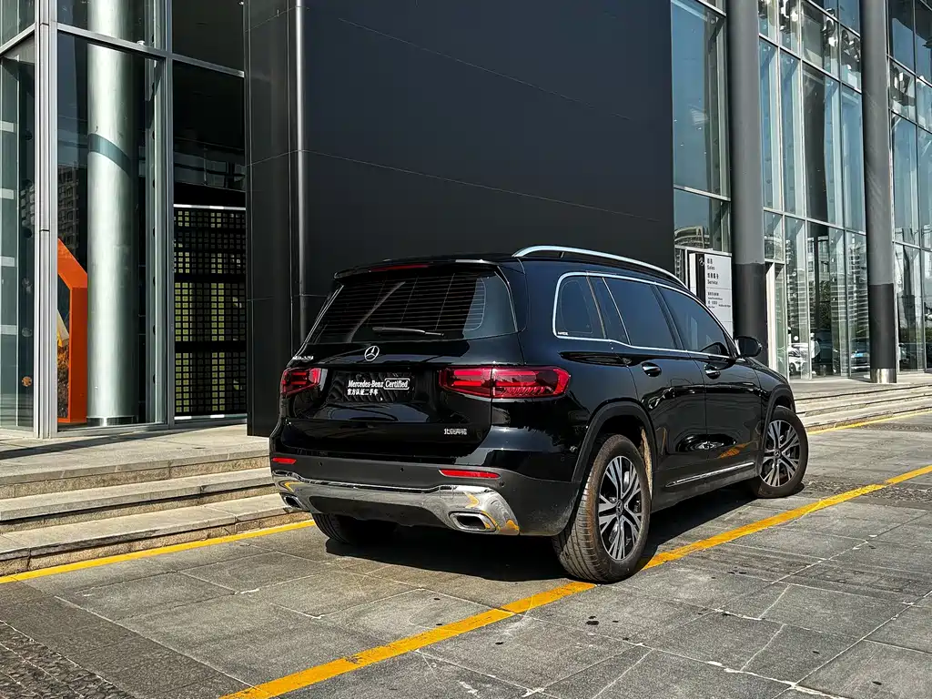 Mercedes-Benz GLB — миниатюра 3