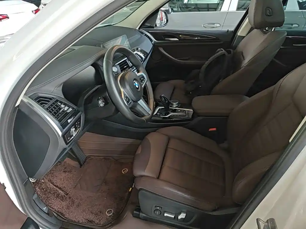 BMW X3 — миниатюра 15