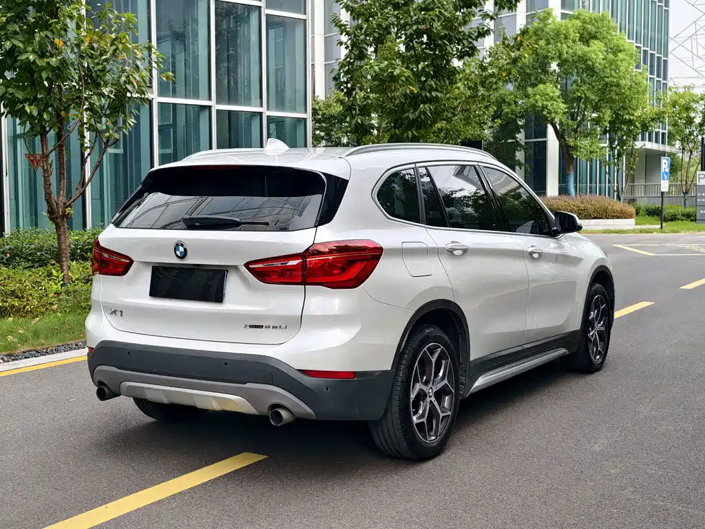 BMW X1 — миниатюра 8