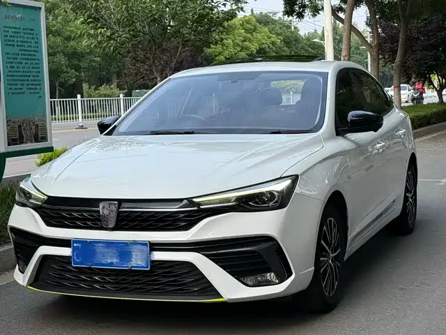2022 Roewe i5