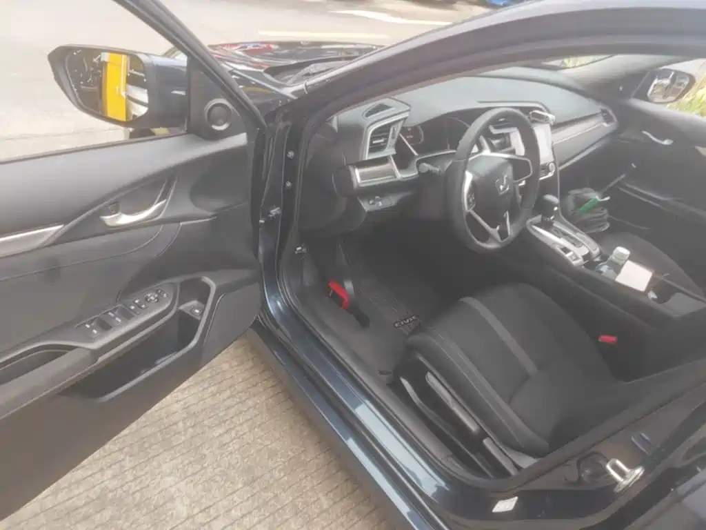 Honda Civic — миниатюра 16
