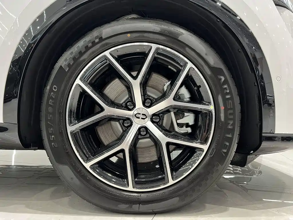 AITO AITO M6 — миниатюра 11