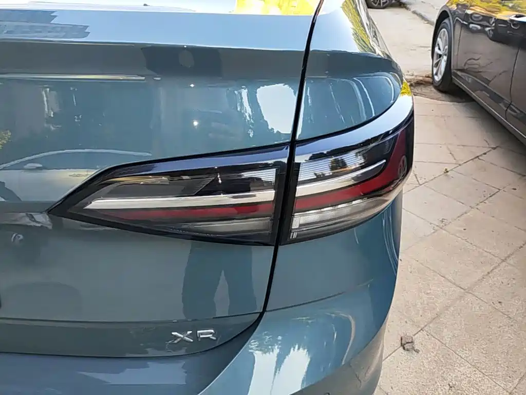 Volkswagen Lavida — миниатюра 8
