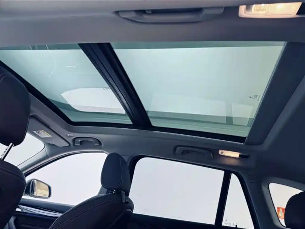 BMW X1 — миниатюра 7