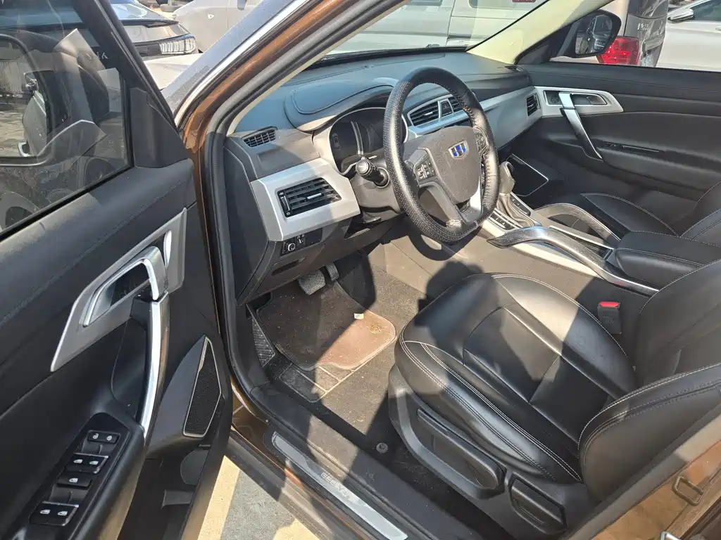 Geely Boyue — миниатюра 4