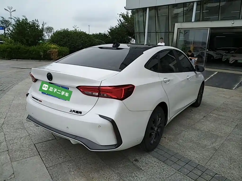 Buick Verano — миниатюра 7