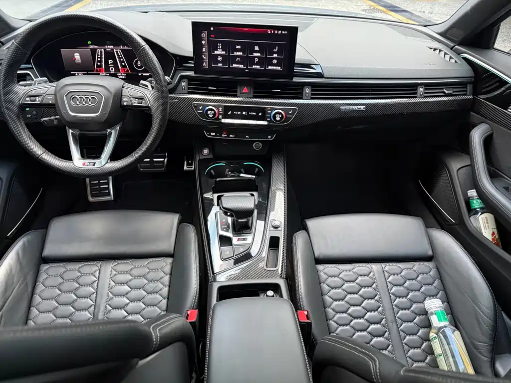 Audi RS 4 — миниатюра 5