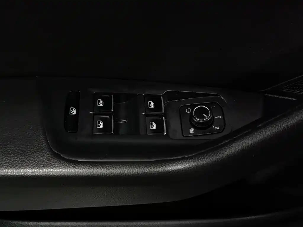 Volkswagen Magotan — миниатюра 9