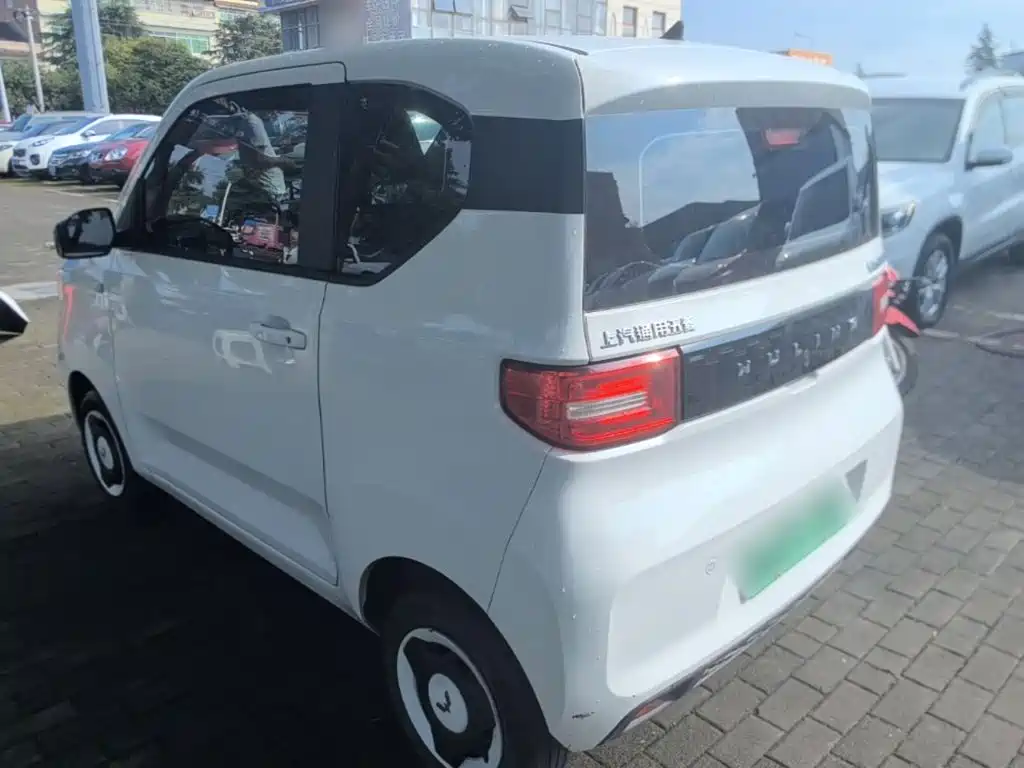 Wuling MINIEV — миниатюра 5
