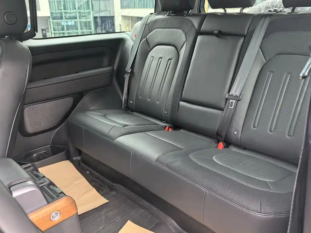 Land Rover Land Rover Defender 2022 90 2.0T P300 X-DYNAMIC HSE