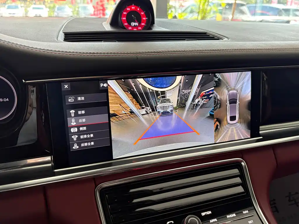 Porsche Panamera — миниатюра 18