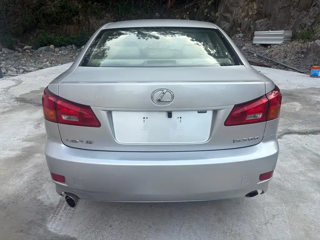 Lexus IS — миниатюра 9