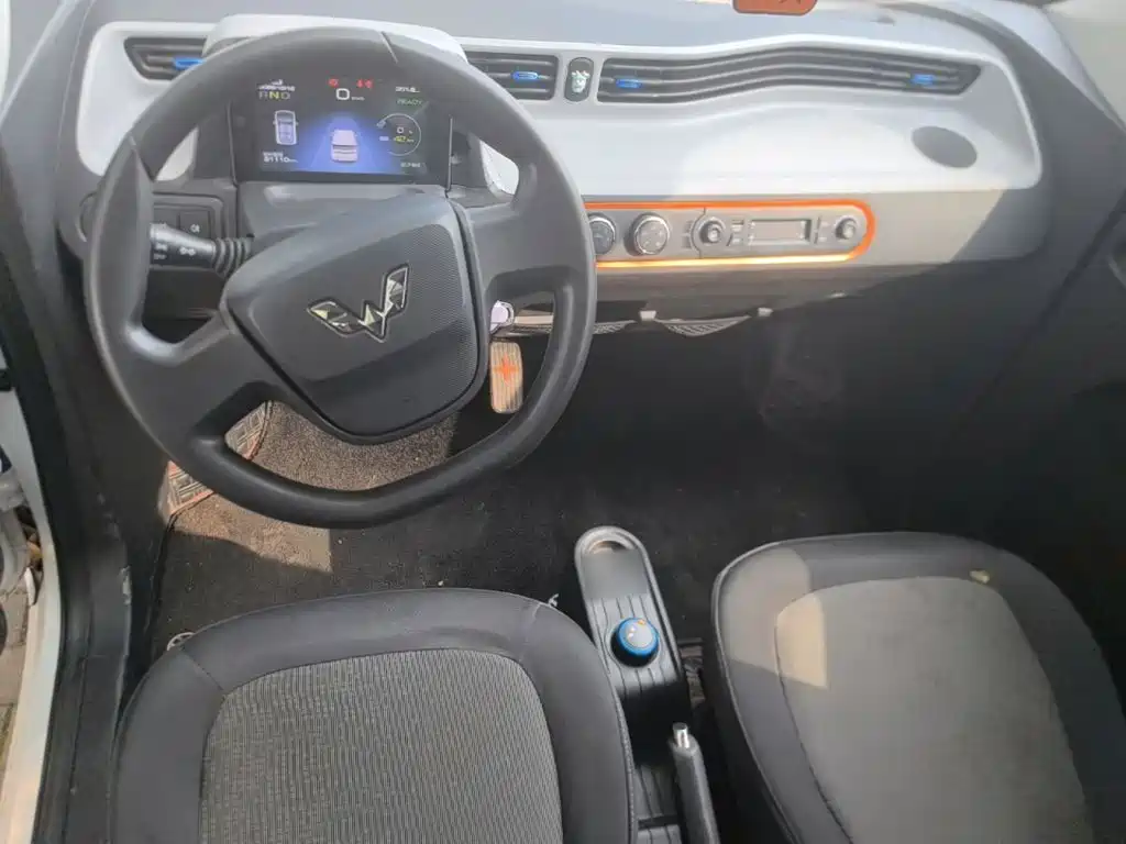 Wuling MINIEV — миниатюра 10