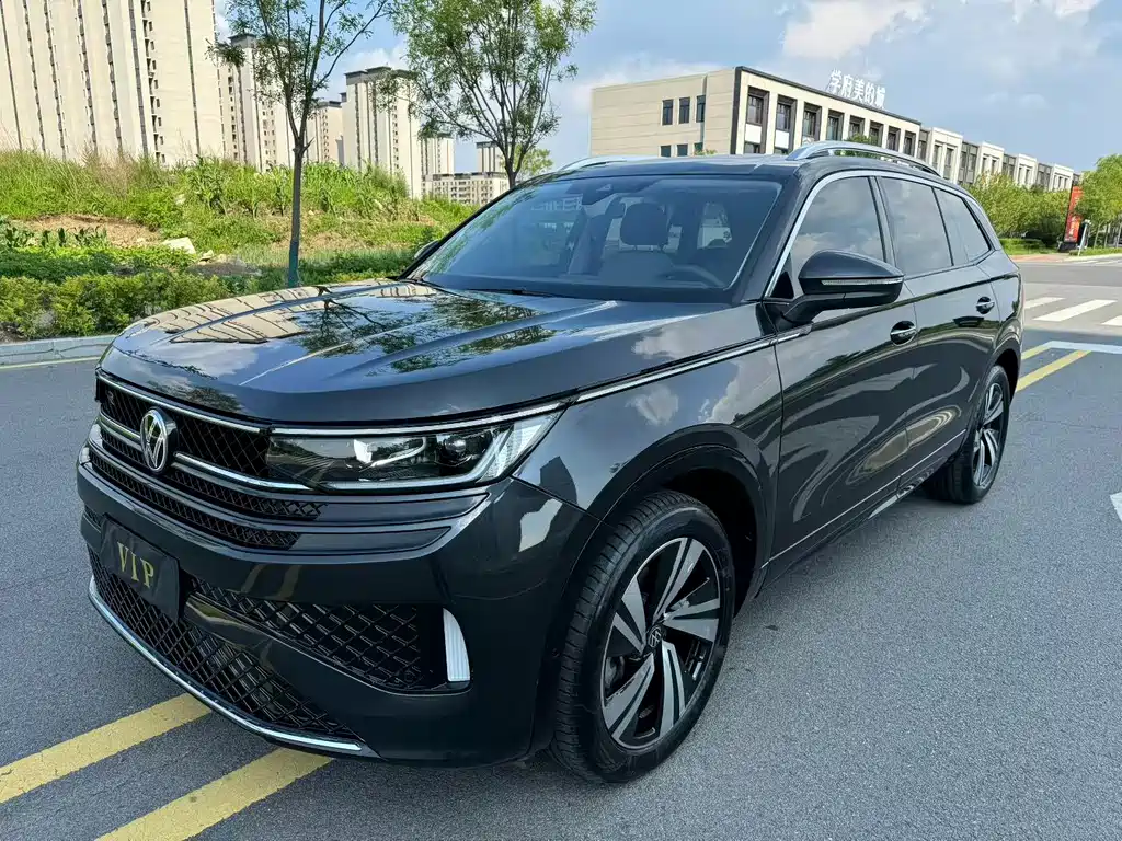 Volkswagen Tavendor 2024 380TSI R-Line