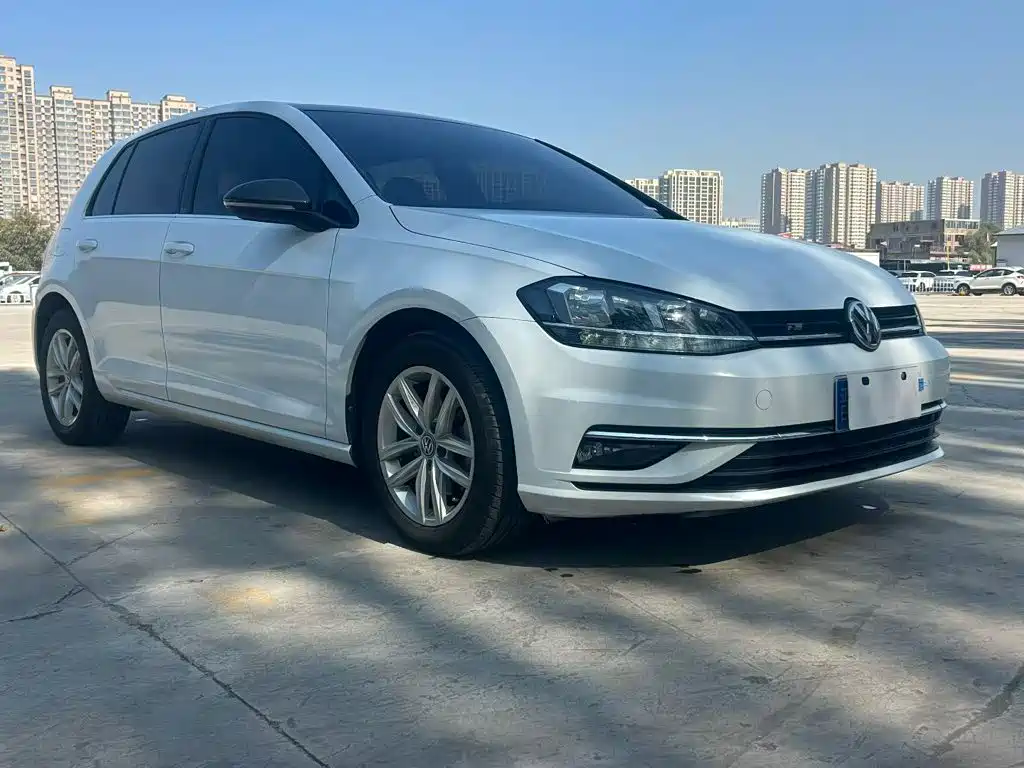 Volkswagen Golf — миниатюра 10