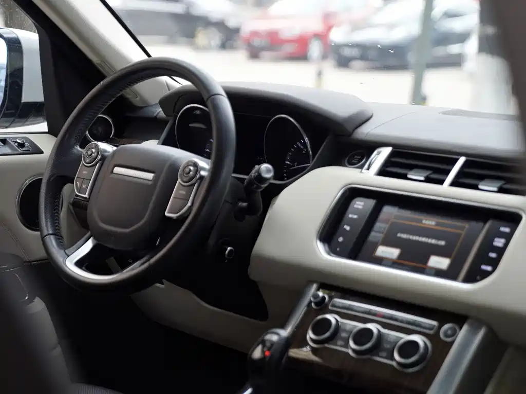 Land Rover Sport — миниатюра 15