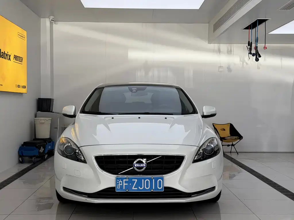 Volvo V40 2016 T3