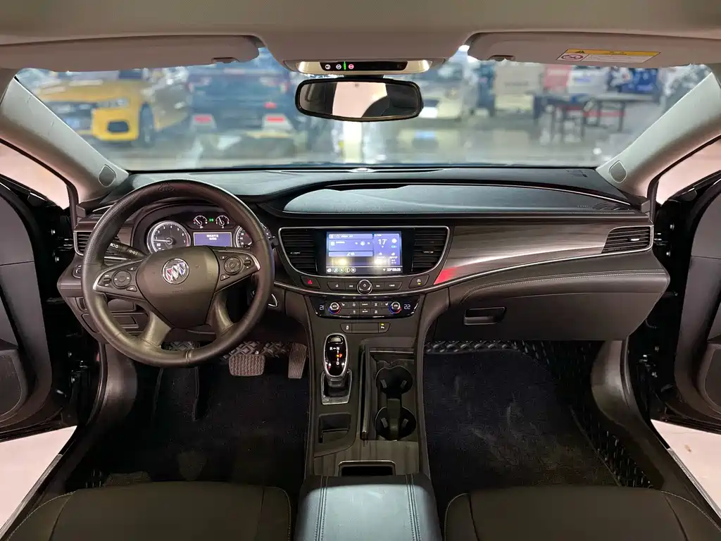 Buick LaCrosse — миниатюра 8