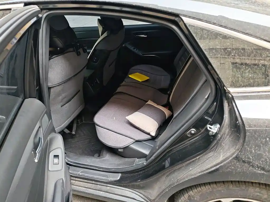 Toyota Avalon — миниатюра 18