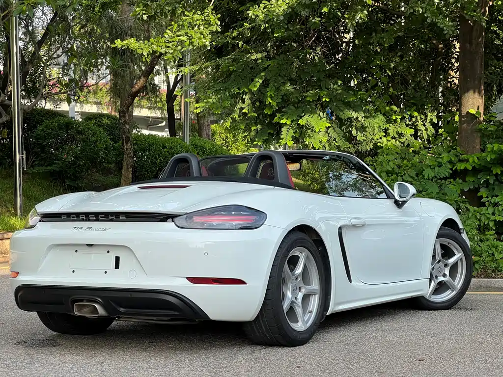 Porsche 718 2022 Boxster 2.0T