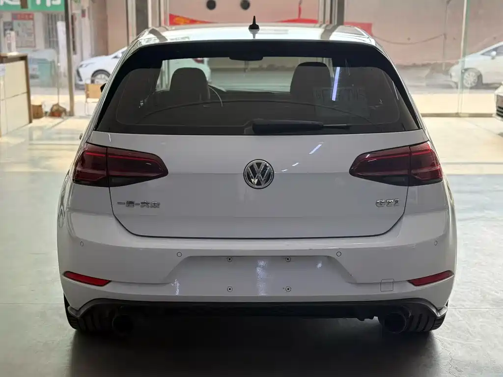 Volkswagen Golf GTI GTI 2018 2.0TSI GTI