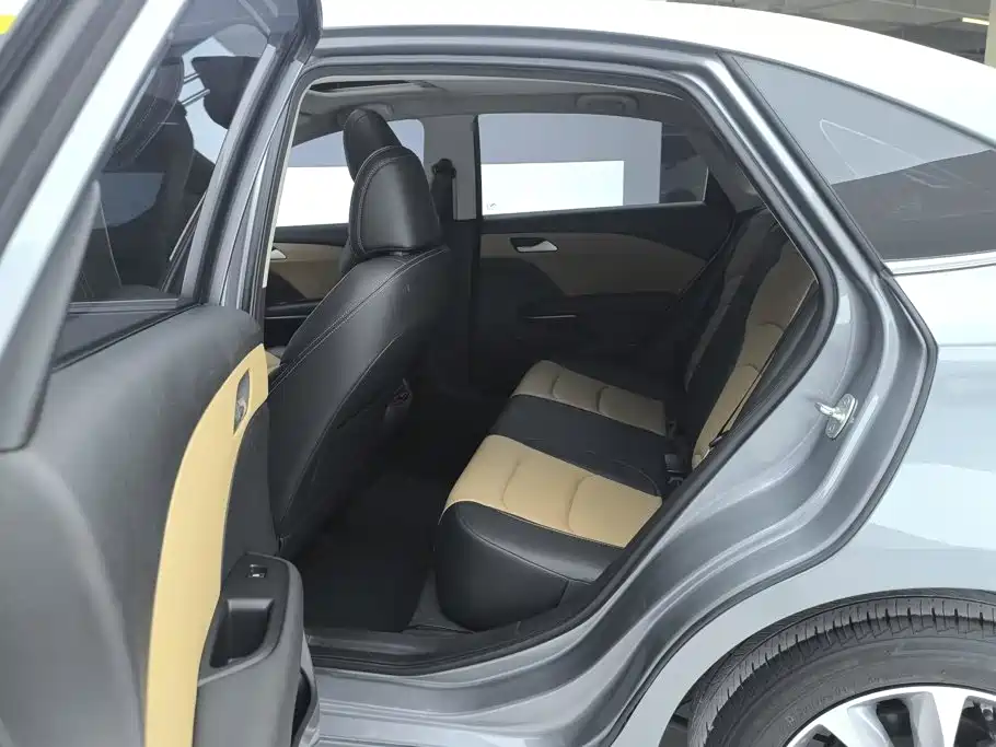 Chevrolet Monza — миниатюра 11