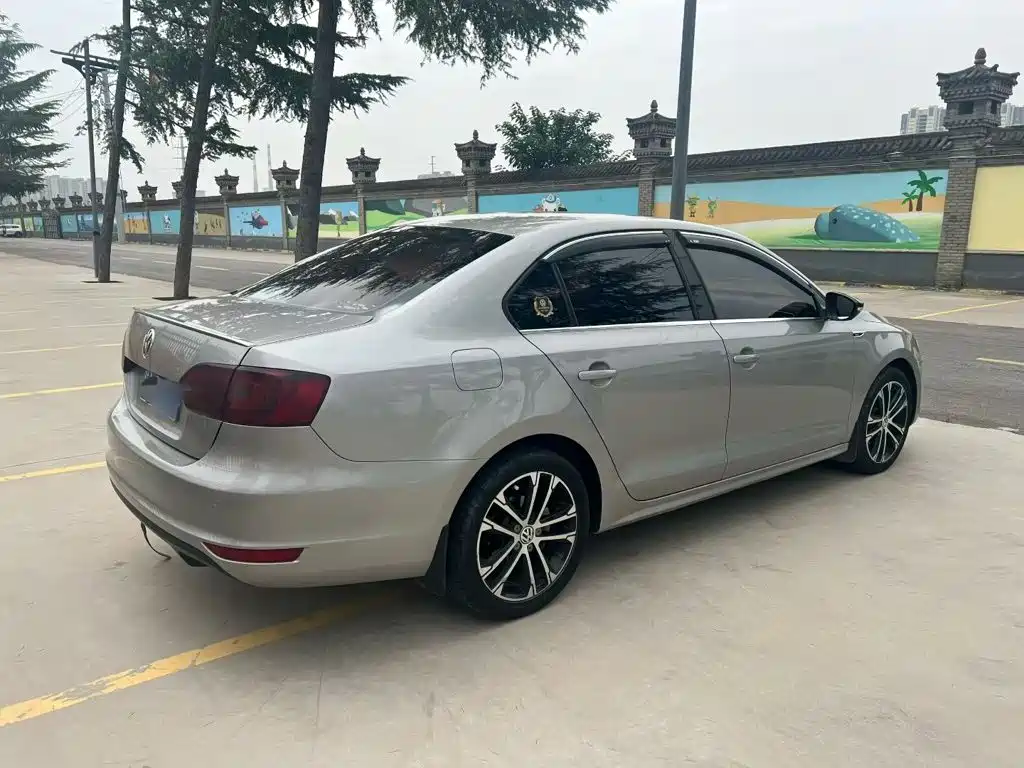 Volkswagen Sagitar — миниатюра 7