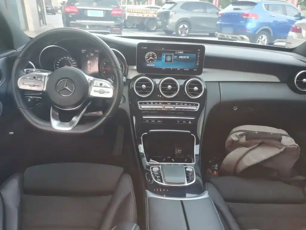 Mercedes-Benz C-Class — миниатюра 10